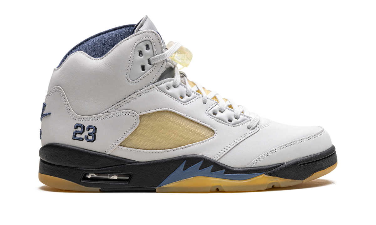 AIR JORDAN 5 WMNS A Ma Maniére - Diffused Blue FZ5758 004