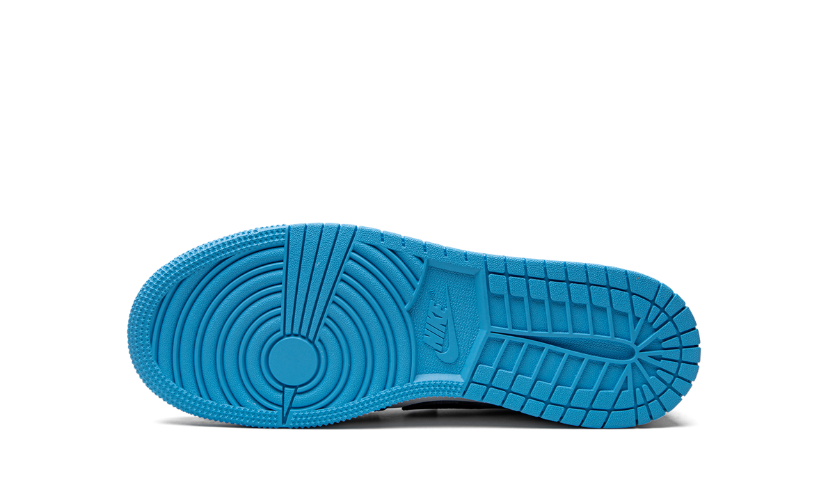 Air Jordan 1 Retro Low OG GS UNC CZ0858 104